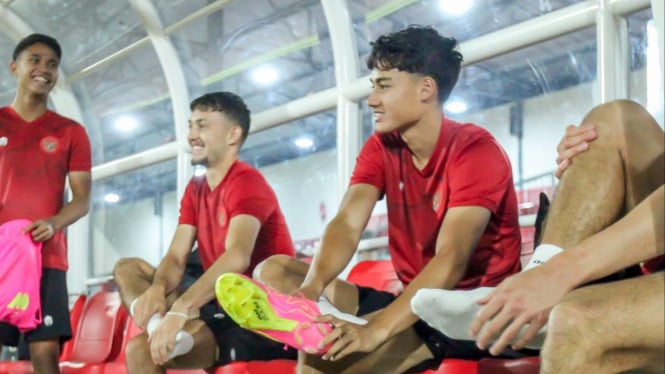 6874cd9be67ae-rafael-struick-dan-marselino-ferdinan-tak-pernah-didaftarkan-ke-piala-aff-u-23_665_374