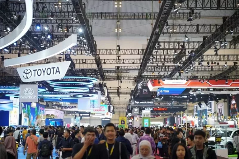 GIIAS